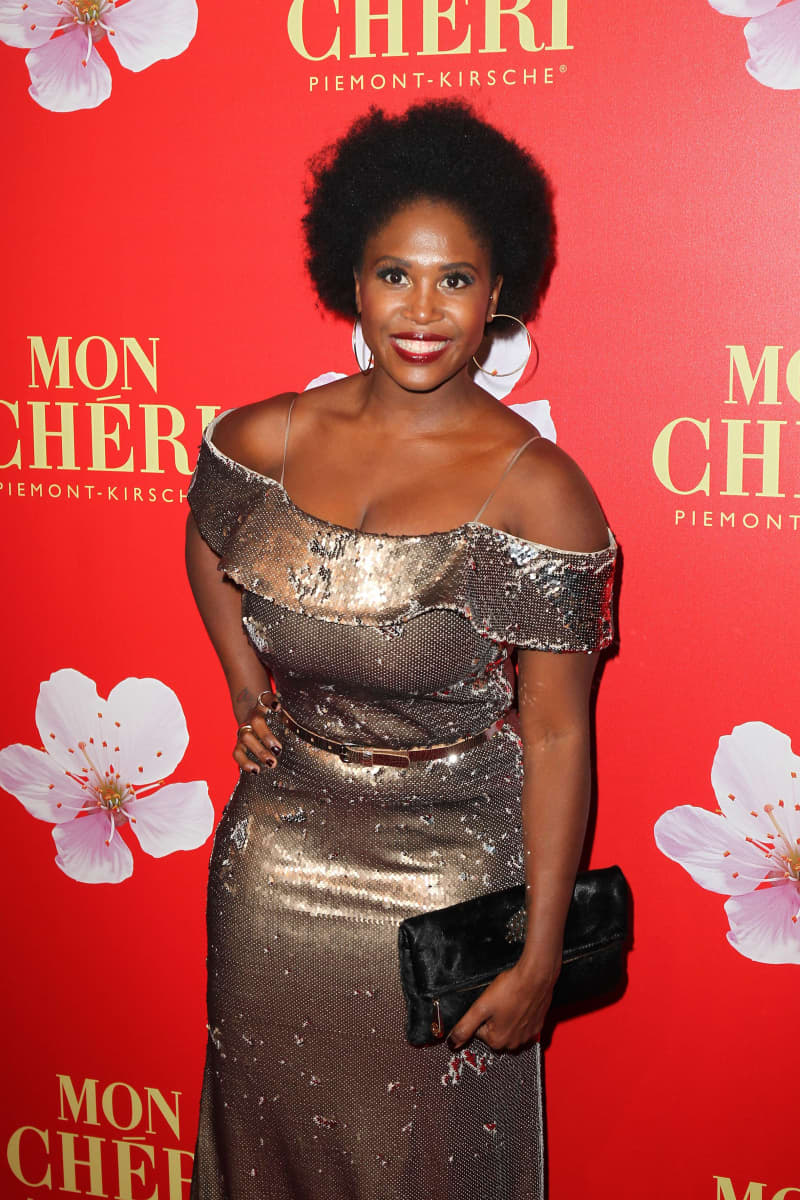 So sieht Motsi Mabuse ohne Perücke aus