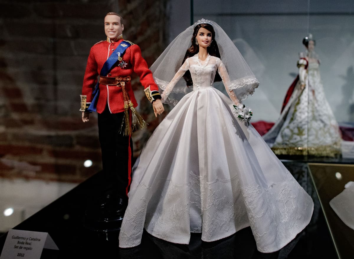 So sehen Herzogin Catherine und Prinz William als Barbie ...