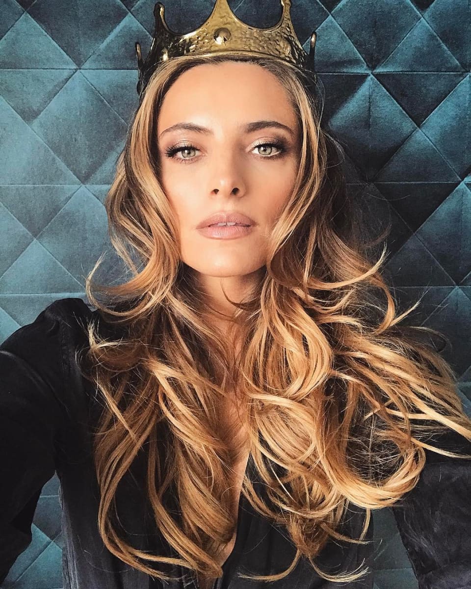 Sophia Thomalla schön wie nie als sexy Königin