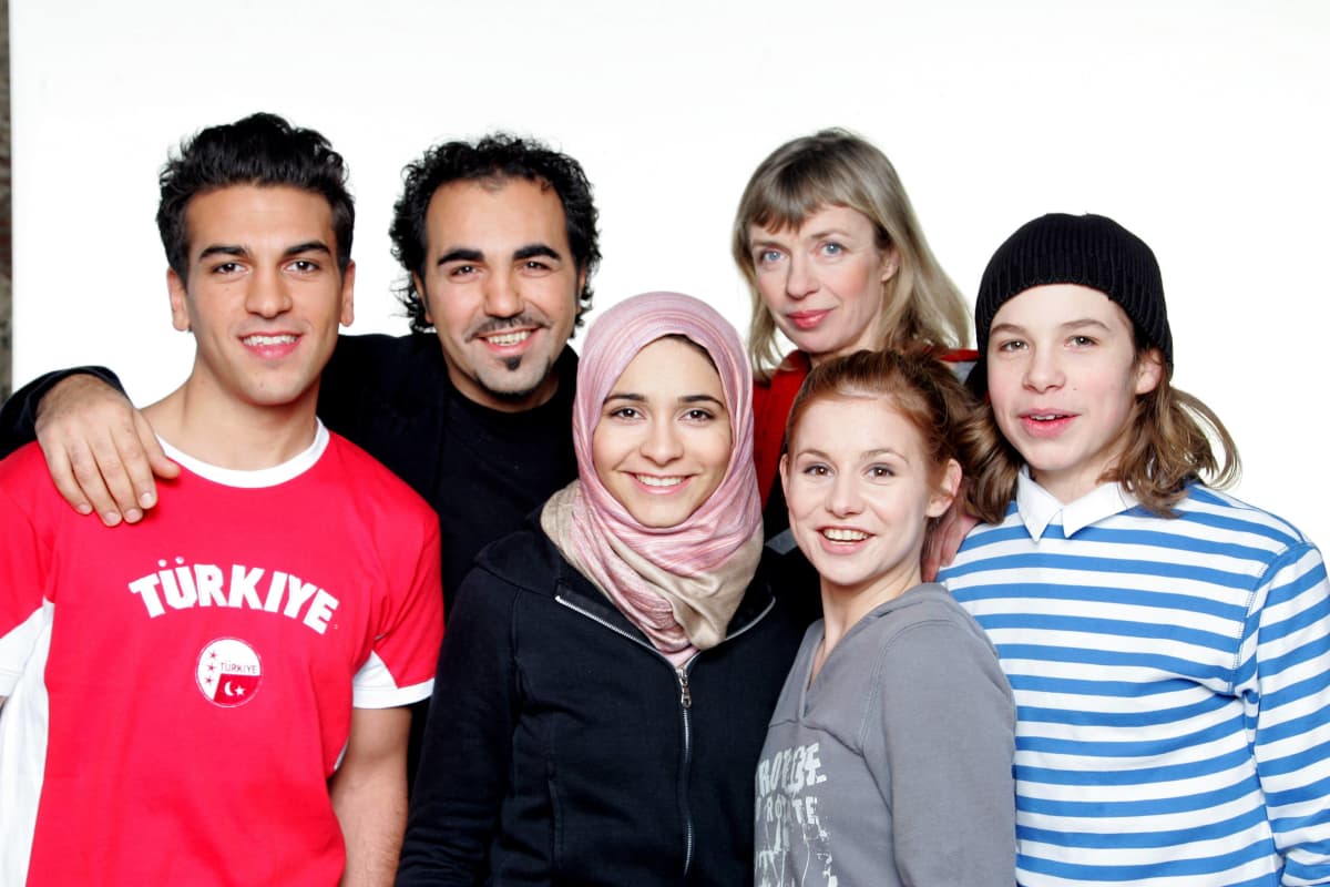 „Türkisch für Anfänger“ Was machen die Stars der Serie heute?