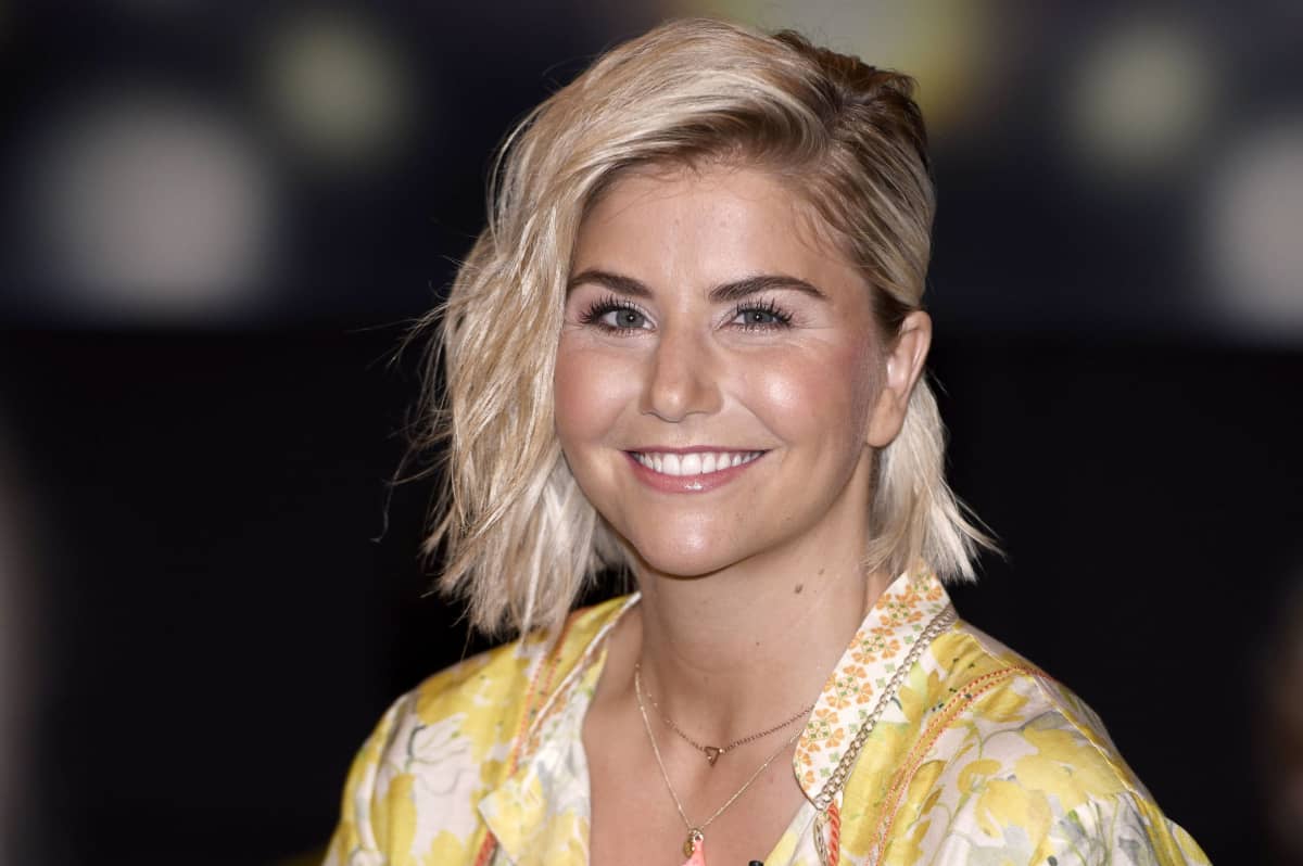 Wow: Beatrice Egli zeigt durchtrainierte Beine in Hotpants