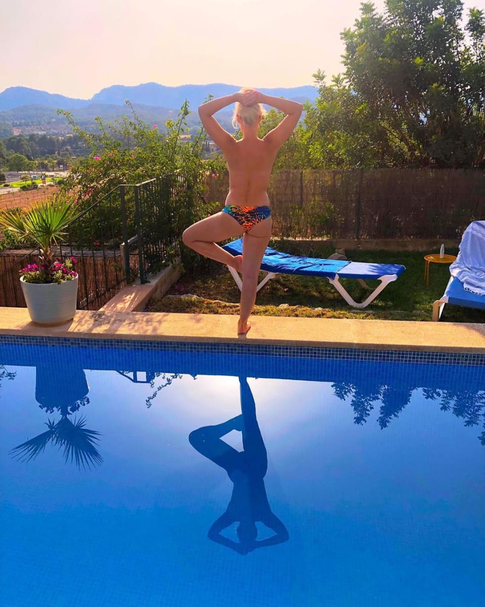 Daniela Katzenberger begeistert mit Oben-Ohne-Bild und ...