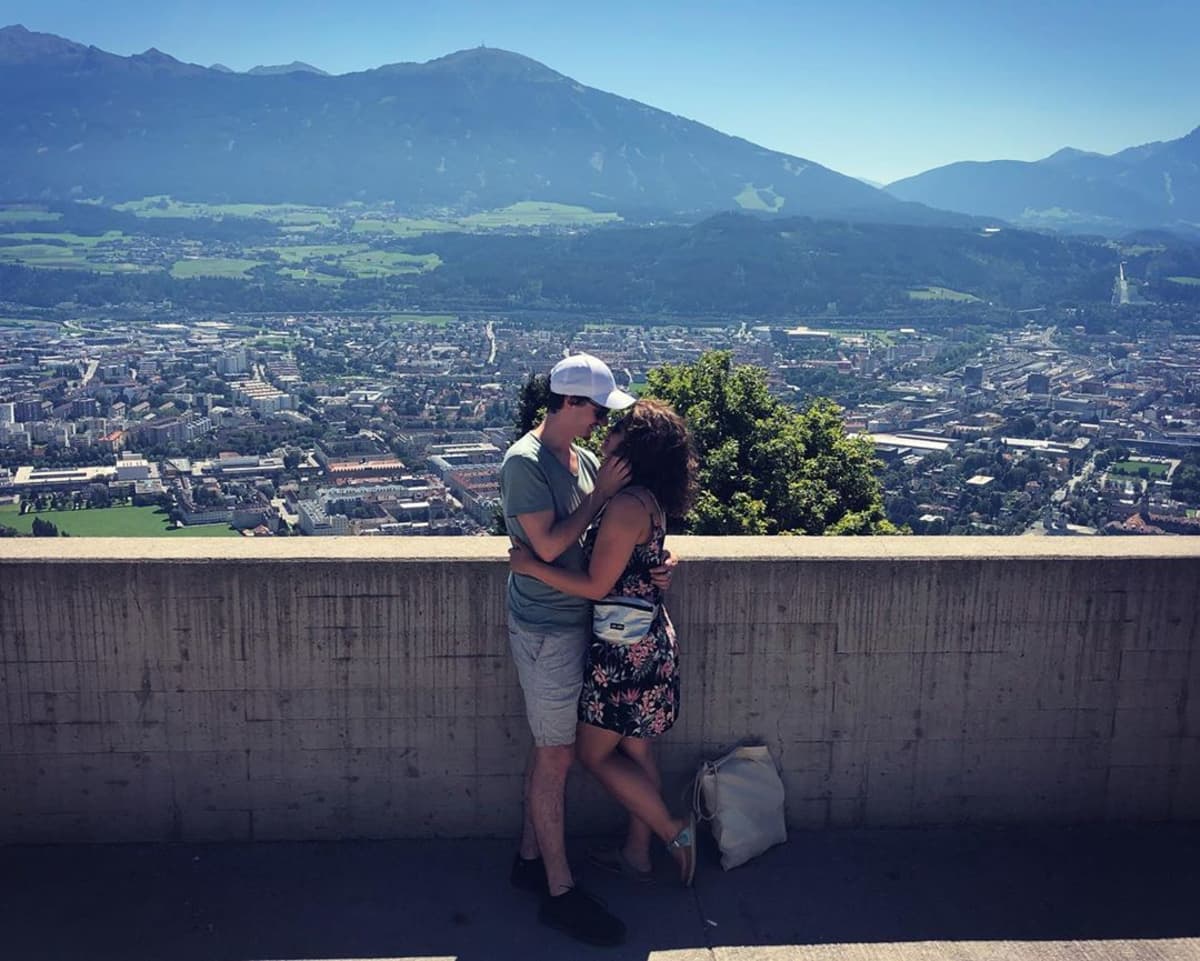 „Bergdoktor"-Star Ronja Forcher ist verlobt