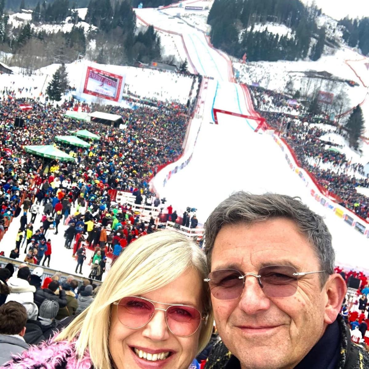 „Bergdoktor“-Hans Sigl postet seltenes Pärchenbild mit seiner Frau