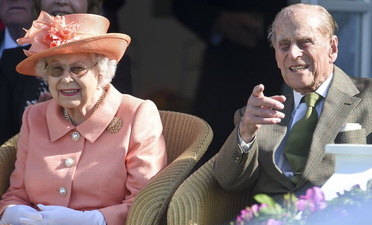 Die Queen ist zurück auf Windsor - aber ohne ihren Ehemann