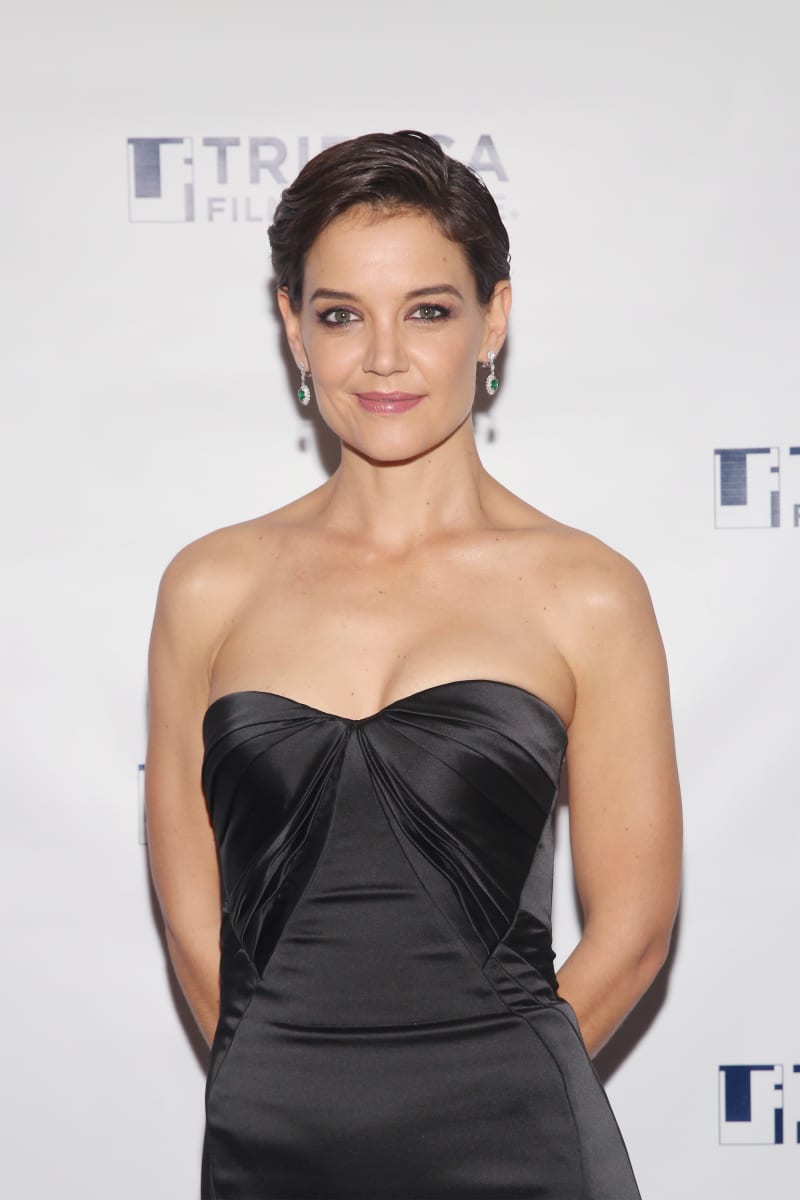Katie Holmes: Eleganter Auftritt mit neuer Frisur