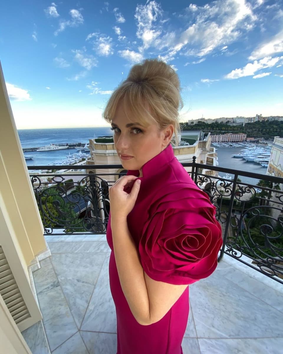 Bitte was? So anders sieht Rebel Wilson mittlerweile aus
