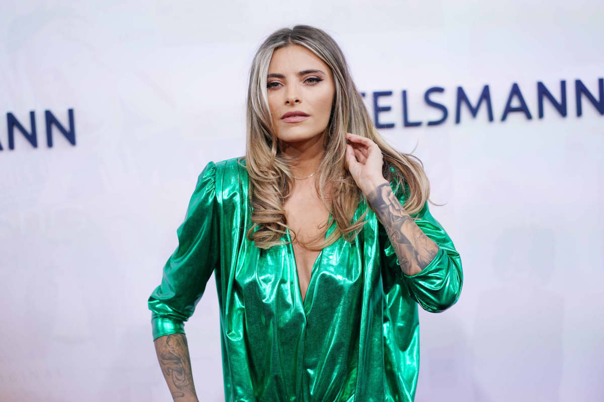 Sophia Thomalla Zeigt Ihren Traumhaften Körper Im Knappen Bikini 