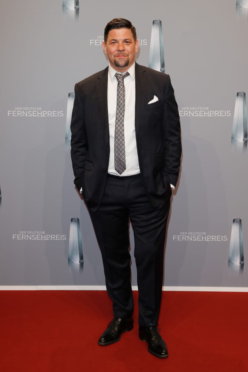 Schlag Den Star Tim Malzer Sorgt Mit Provokanter Art Fur Unterhaltung