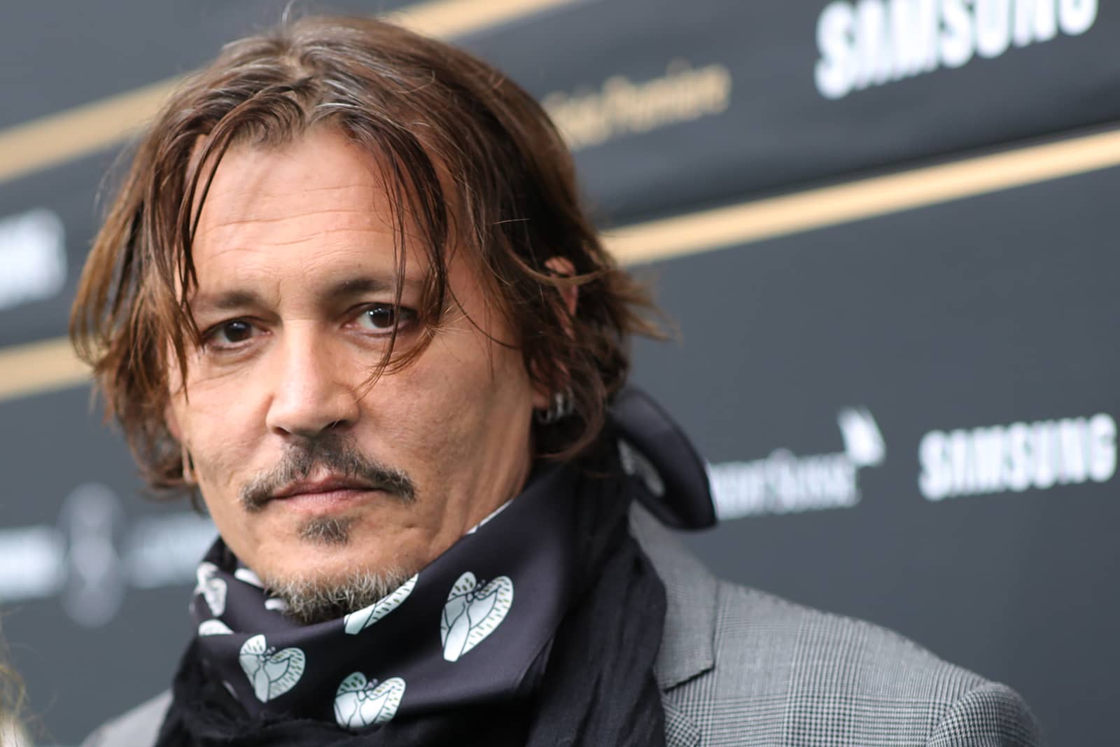 Der Traurige Absturz Von Johnny Depp Teil 2