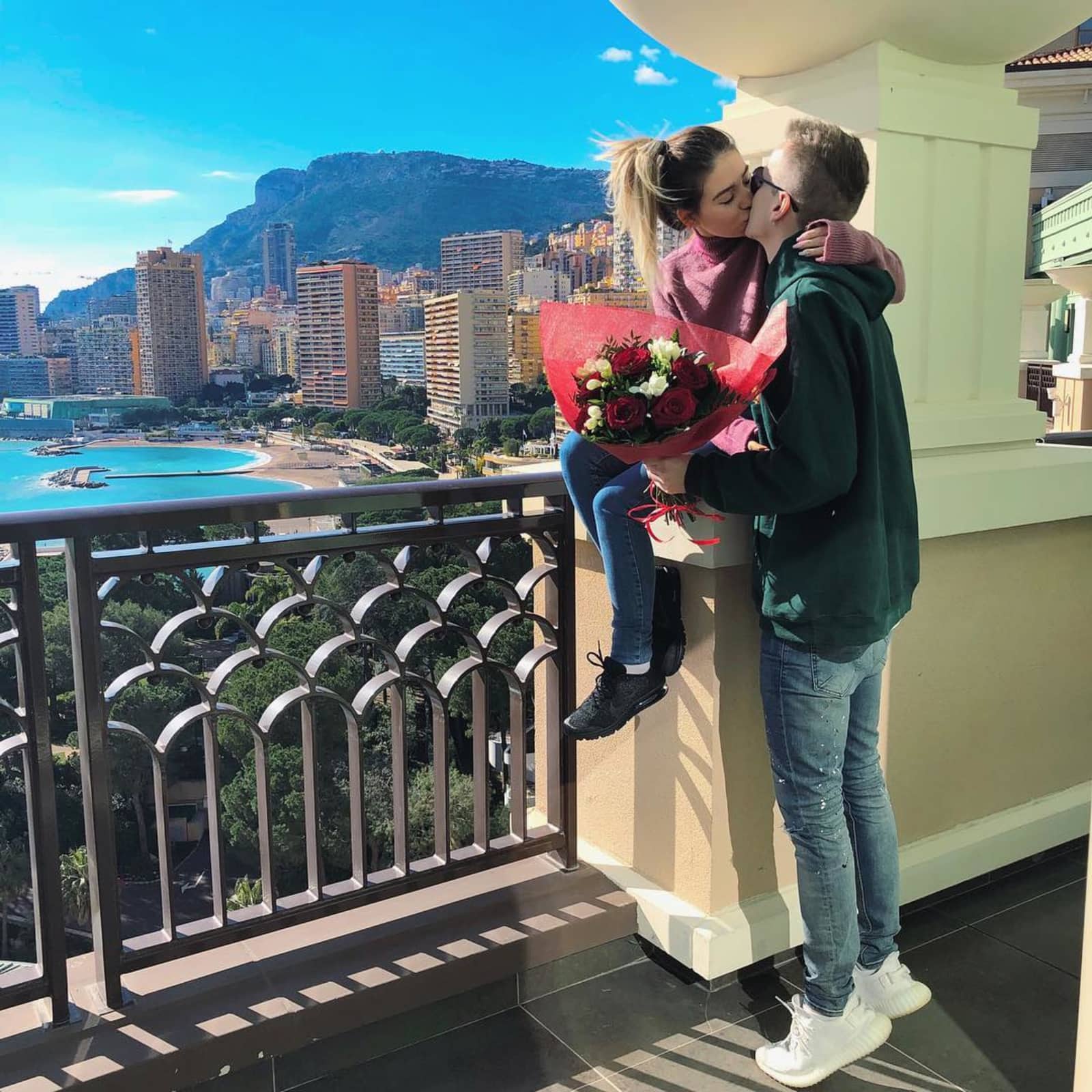 Bibi Und Julian Verlobt Ihre Susse Lovestory