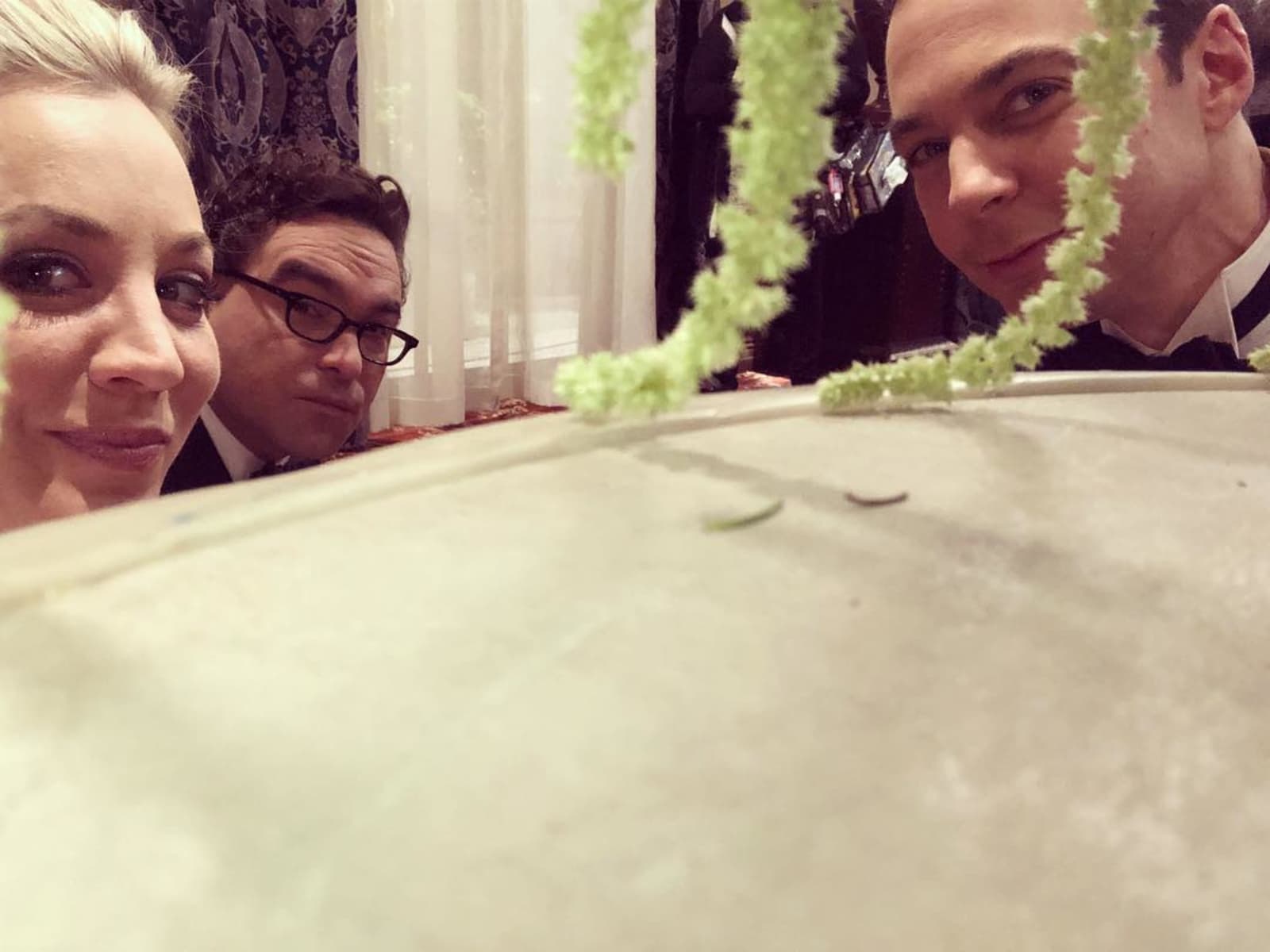 Big Bang Theory Hochzeit Von Amy Und Sheldon Die Bilder Die fans koennen die hochzeit der beiden kaum noch erwarten! the big bang theory erste bilder von amys und sheldons hochzeit