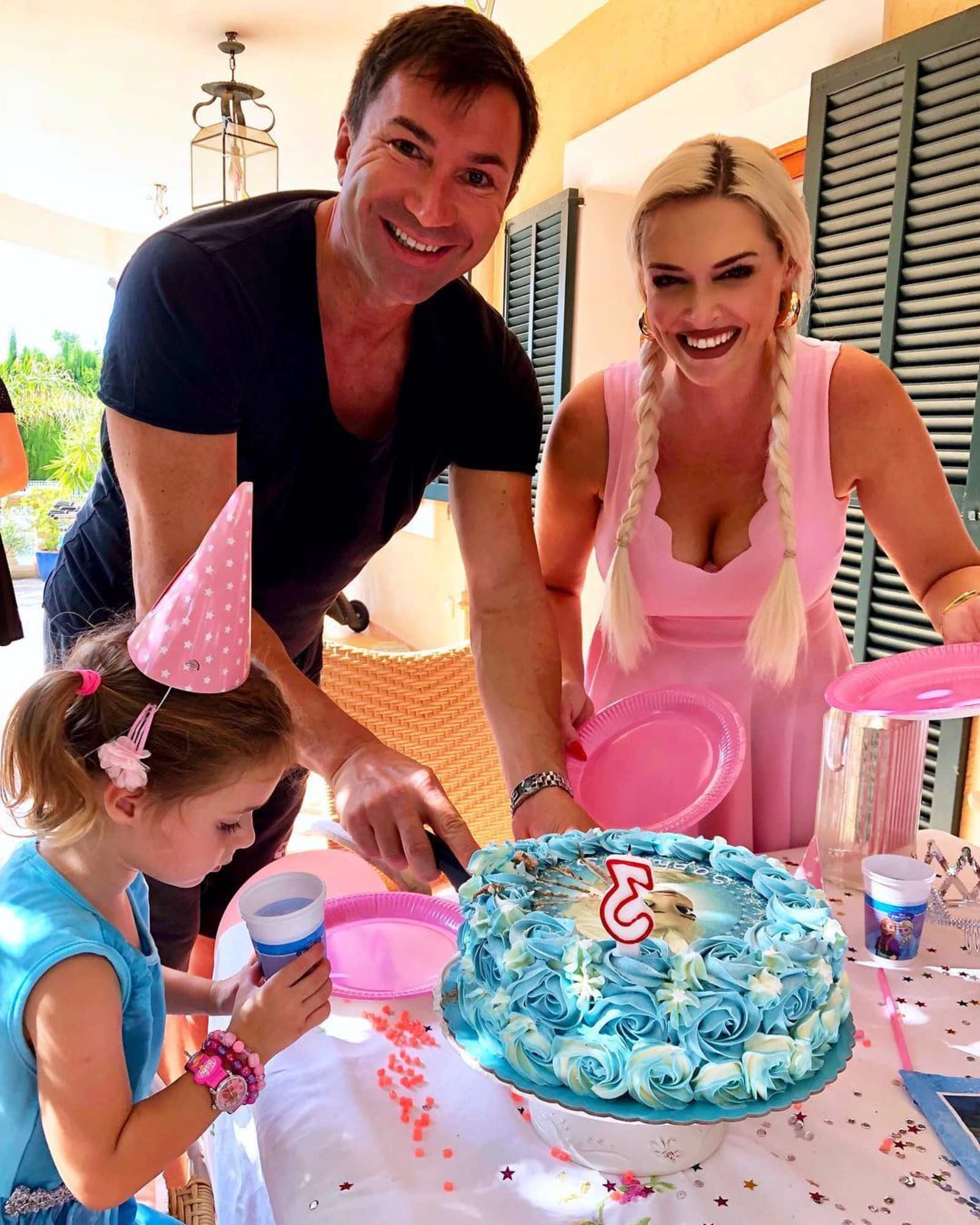 Prinzessin Elsa Uberrascht Sophia Cordalis Zum Geburtstag