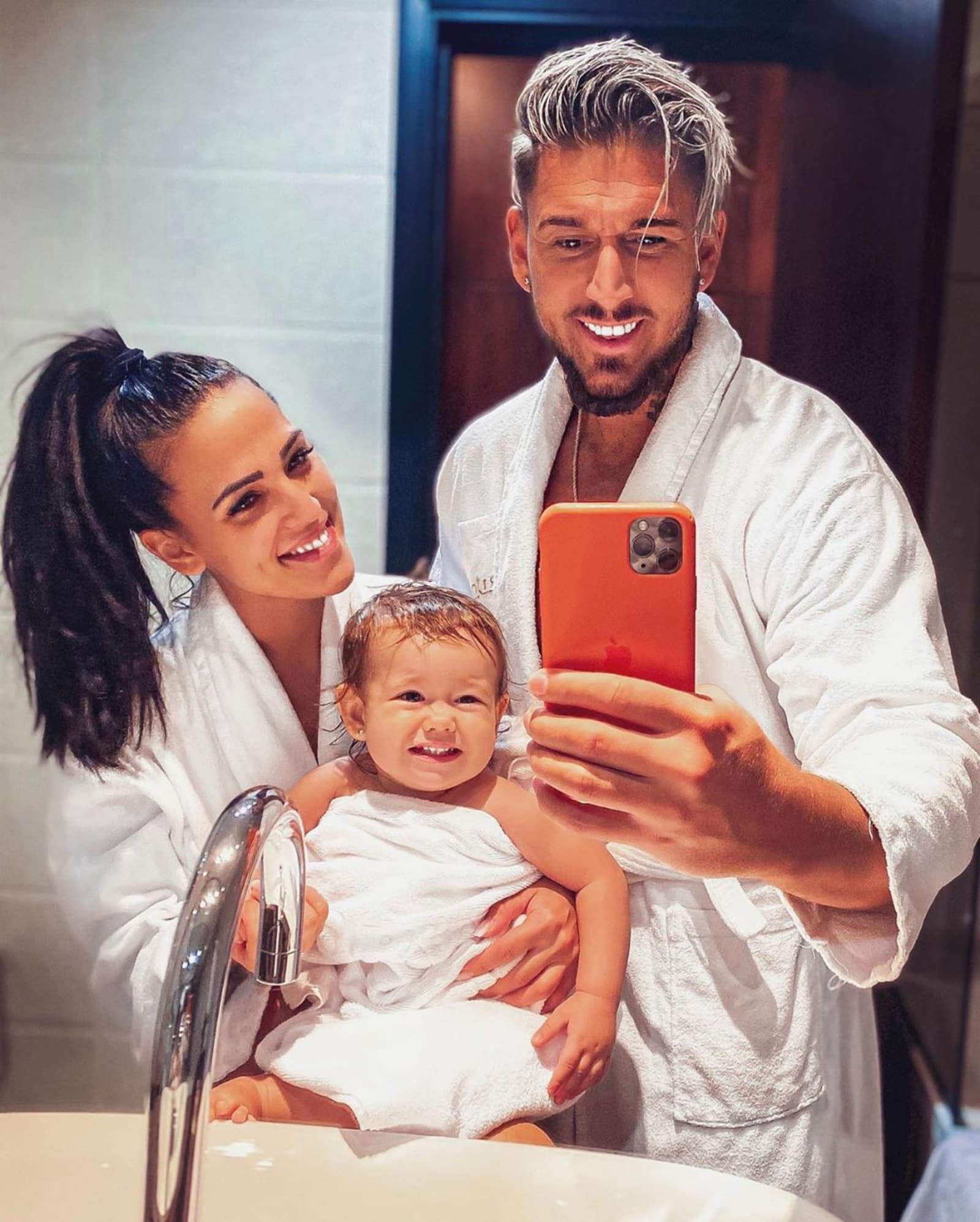Elena Miras Und Mike Heiter Wegen Corona Getrennt Er Kann Die Tochter Nicht Sehen