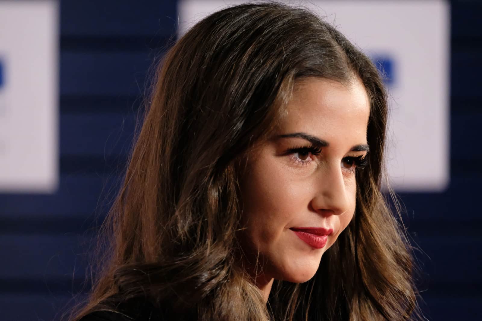 Sarah Lombardi Seitenhieb Gegen Pietro