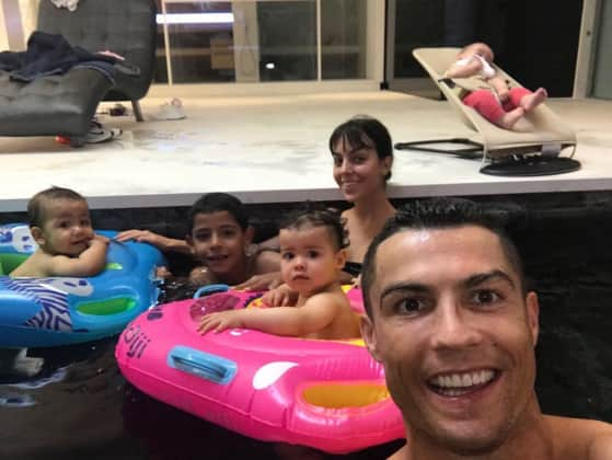 Cristiano Ronaldo: Süßes Foto mit seinen vier Kindern