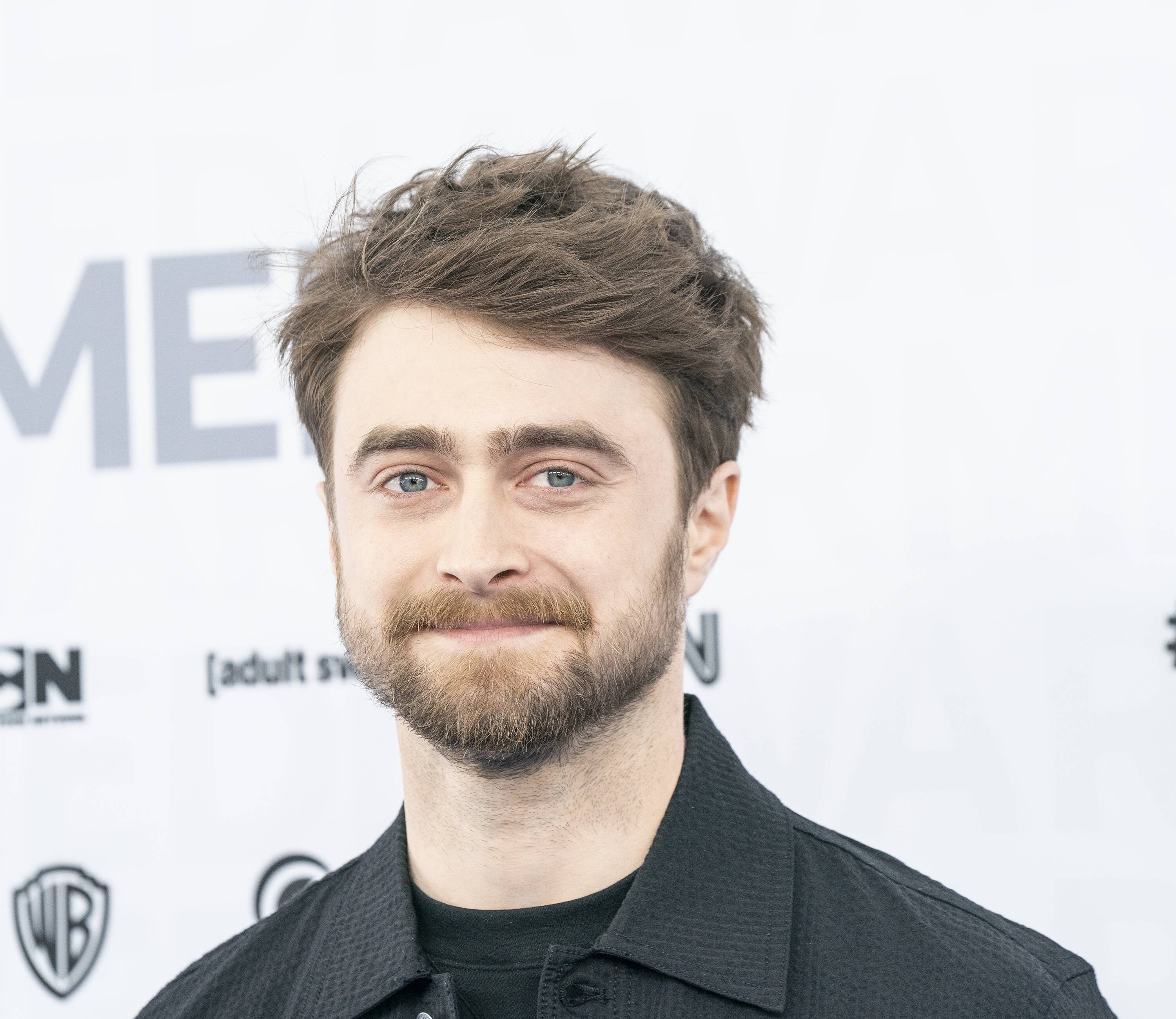 https://img.promipool.de/www-promipool-de/image/upload/daniel_radcliffe_meghan_harry_royals_g9qkqfdrtu