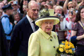 Königin Elisabeth II und Prinz Philip verabschiedeten sich am Brandenburger Tor