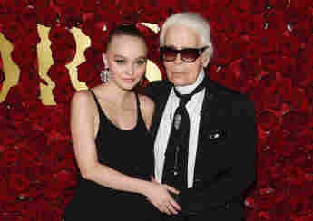 Johnny Depps Tochter Lily-Rose trauert um Designer Karl Lagerfeld
