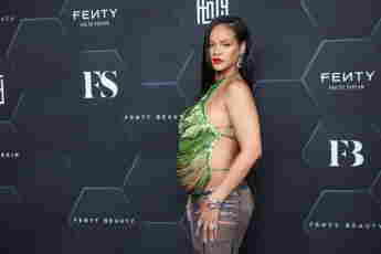 Rihanna bei der „Fenty Beauty and Fenty Skin“-Party in Los Angeles im Februar 2022