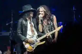 aerosmith steven tyler bühne tour