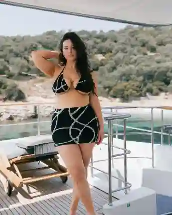 ashley graham heiß sexy bikini