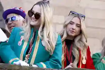 davina geiss shania geiss heiß freizügig haut einblick körper looks