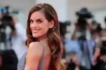 Izabel Goulart zeigt sich gerne sexy