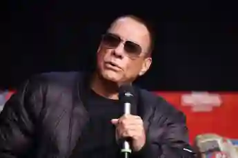 Bei Schauspieler Jean-Claude van Damme wurde Ende der 90er Jahre eine bipolare Störung festgestellt.