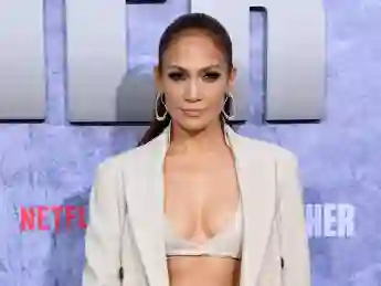 Jennifer Lopez Netflix-Premiere Mai 2023 roter Teppich