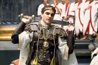 Joaquin Phoenix als „Commodus" in „Gladiator“.
