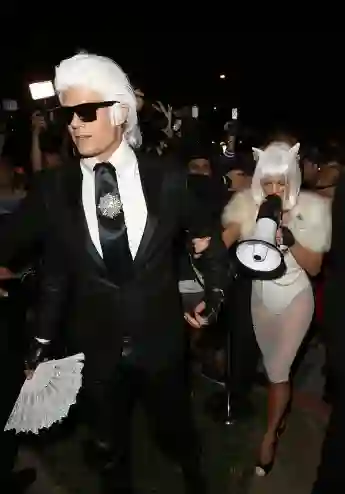 Josh Duhamel Fergie Halloween Karl Lagerfeld Katze