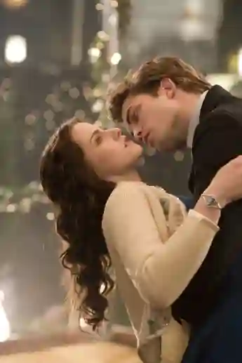 Robert Pattinson und Kristen Stewart in "Twilight"