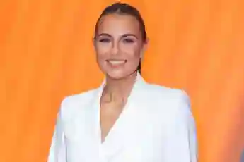 laura wontorra heiß sexy shorts beine instagram