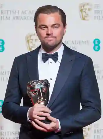 Leonardo DiCaprio gewinnt den BAFTA-Award als bester Schauspieler 2016