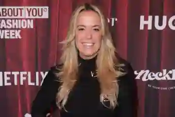marina hoermannseder heiß freizügig haut dessous look body