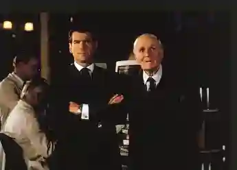 Pierce Brosnan Desmond Llewelyn "James Bond"