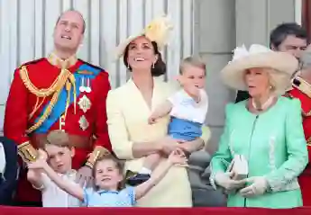 Prinz William; Herzogin Kate; Prinz Louis; Prinz George; Prinzessin Charlotte; Herzogin Camilla