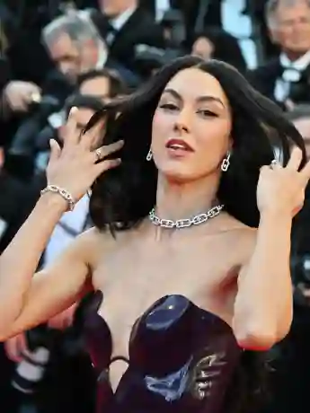 Rebecca Mir in Cannes