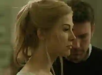 gone girl ben affleck rosamund pike