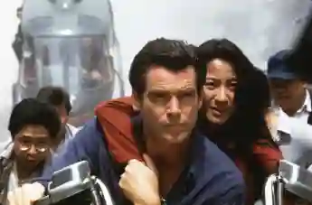 James Bond Pierce Brosnan und Michelle Yeoh