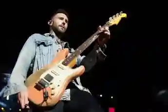 Adam Levin bei Maroon 5 Konzert