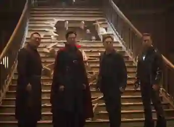 Benedict Wong, Benedict Cumberbatch, Mark Ruffalo und Robert Downey Jr. in „Avengers: Infinity War“