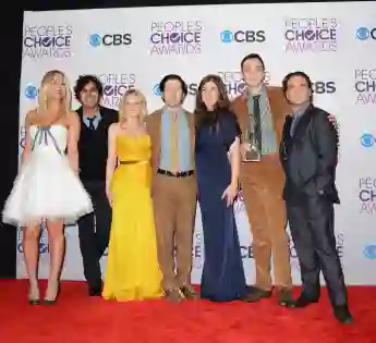Der „Big Bang Theory“-Cast 2013 bei den People‘s Choice Awards