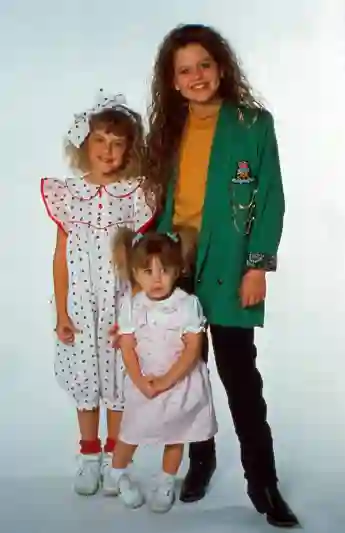 Candace Cameron Bure, Mary Kate Olsen und Jodie Sweetin spielten die drei jungen Töchter in „Full House“ 1988