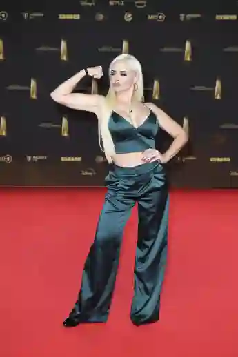 Dreizügige Looks beim Deutschen Fernsehpreis 2024