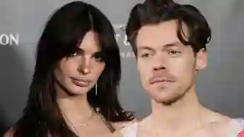 Harry Styles Emily Ratajkowski knutschen