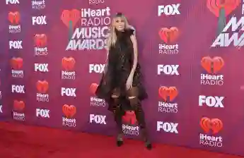 Heidi Klum Outfit iHeart Radio Music Awards