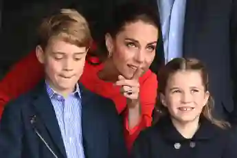 Herzogin Kate mit Prinz George und Prinzessin Charlotte bei den Feierlichkeiten zum Thronjubiläum der Queen