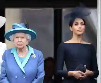 Königin Elisabeth II. und Herzogin Meghan im Juli 2018 in London